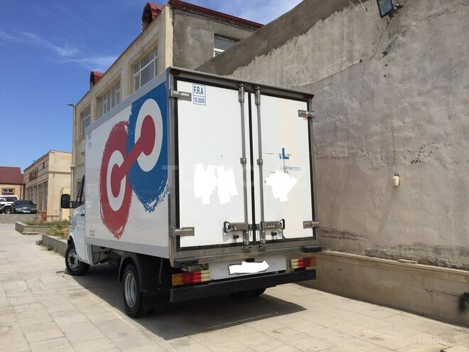 Mercedes Sprinter 412 1999, 250,369 km - 2.9 l - Sumqayıt