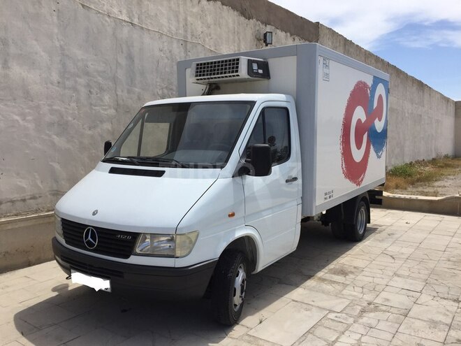 Mercedes Sprinter 412 1999, 250,369 km - 2.9 l - Sumqayıt