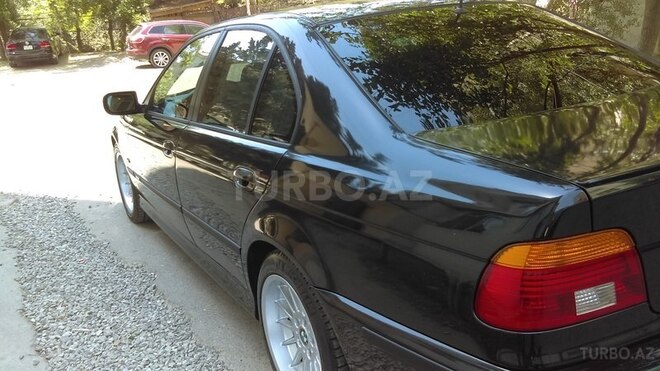 BMW 525 2001, 172,855 km - 2.5 l - Bakı
