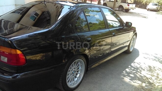 BMW 525 2001, 172,855 km - 2.5 l - Bakı