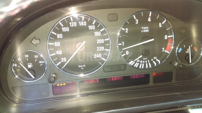 BMW 525 2001, 172,855 km - 2.5 l - Bakı