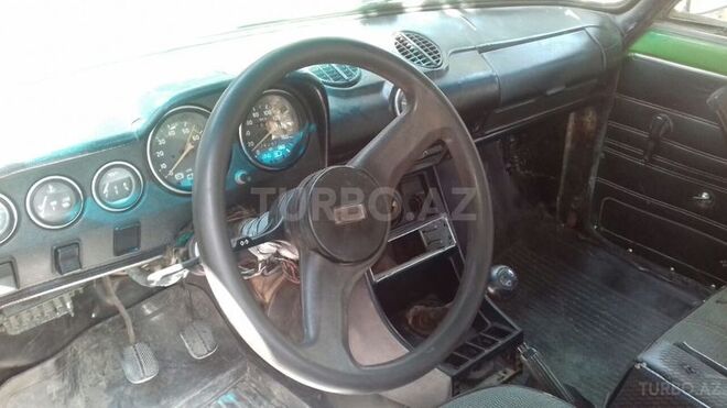 LADA (VAZ) 21011 1979, 800,000 km - 1.3 л - Bakı