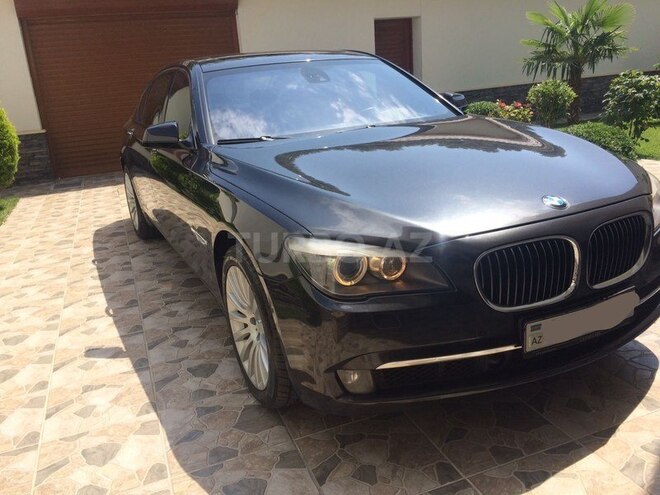 BMW 750 2009, 33,112 km - 4.4 l - Bakı