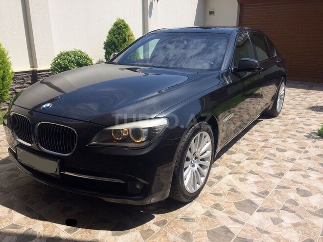 BMW 750 2009, 33,112 km - 4.4 l - Bakı