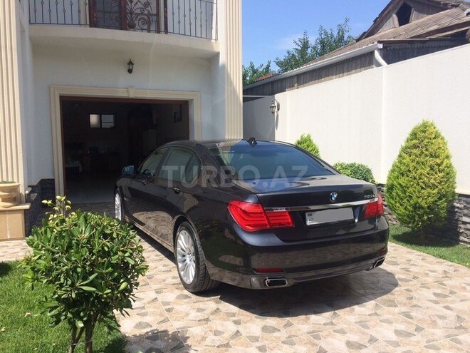 BMW 750 2009, 33,112 km - 4.4 l - Bakı