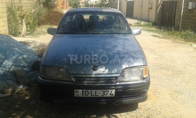Opel Omega 1990, 425,000 km - 2.0 l - Bakı