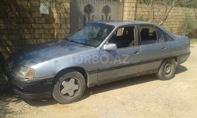 Opel Omega 1990, 425,000 km - 2.0 l - Bakı