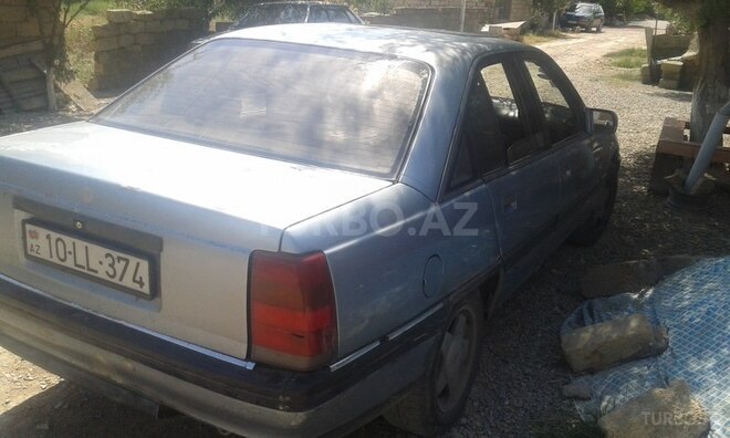 Opel Omega 1990, 425,000 km - 2.0 l - Bakı