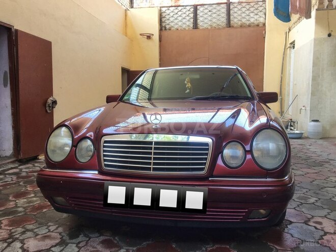 Mercedes E 200 1999, 197,000 km - 0.2 л - Gəncə