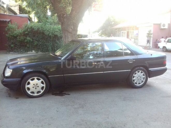Mercedes E 280 1994, 213,000 km - 2.8 l - Bakı