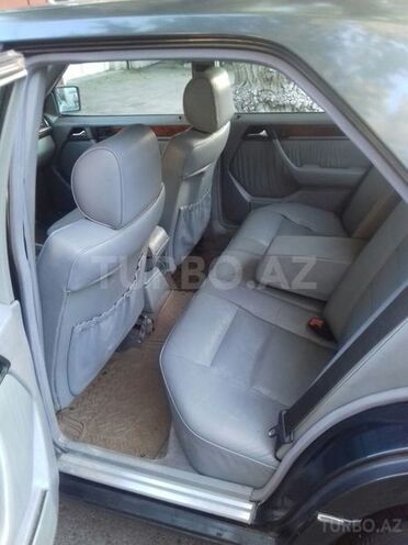 Mercedes E 280 1994, 213,000 km - 2.8 l - Bakı