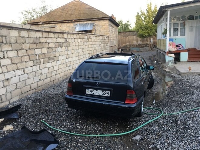Mercedes C 180 1999, 390,000 km - 1.8 l - Yevlax