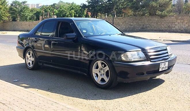 Mercedes C 220 1994, 250,000 km - 2.2 l - Bakı