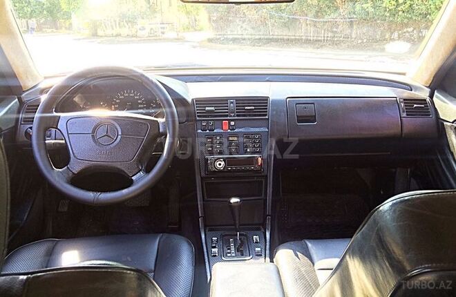 Mercedes C 220 1994, 250,000 km - 2.2 l - Bakı