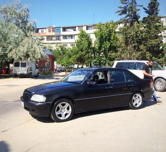 Mercedes C 220 1994, 250,000 km - 2.2 l - Bakı
