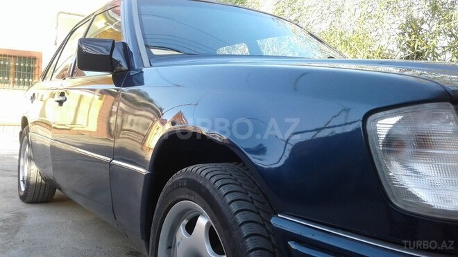 Mercedes E 200 1993, 400,000 km - 0.2 л - Bakı