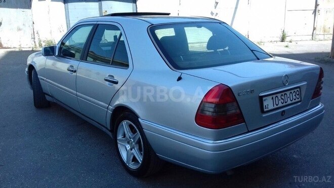 Mercedes C 250 1994, 289,600 km - 2.5 л - Bakı
