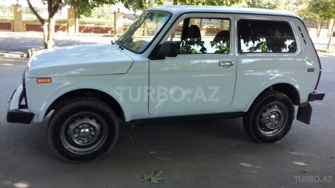 LADA (VAZ) Niva 2010, 90,000 km - 1.7 л - Xudat