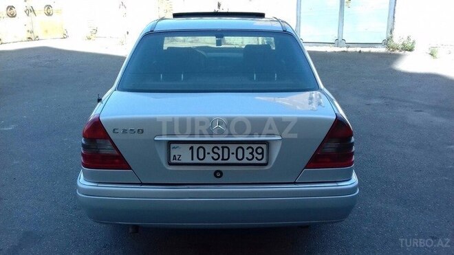 Mercedes C 250 1994, 289,600 km - 2.5 л - Bakı