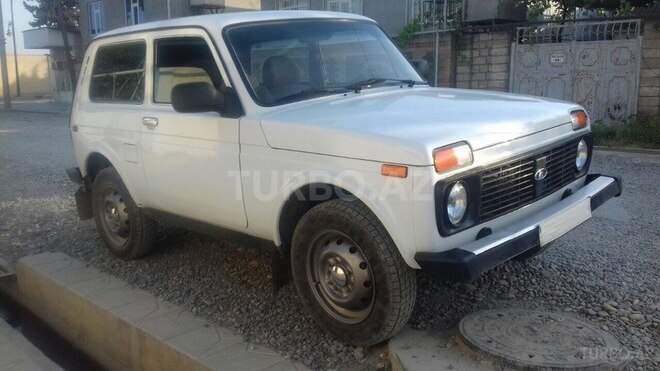 LADA (VAZ) Niva 2010, 90,000 km - 1.7 л - Xudat