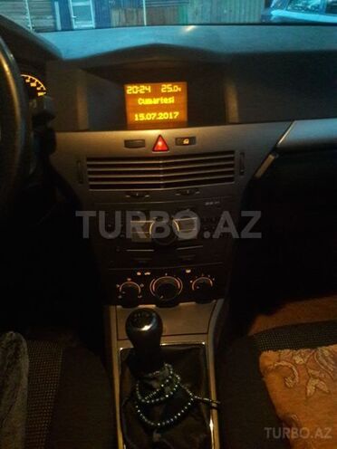 Opel Astra 2006, 298,000 km - 1.9 l - Bakı
