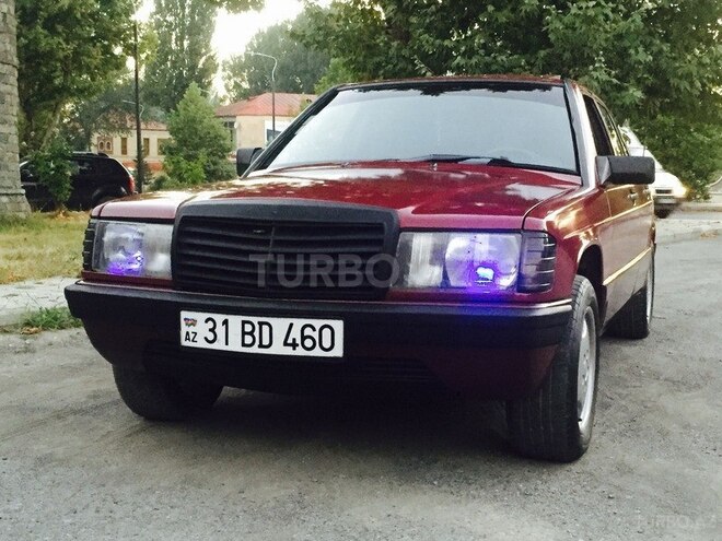 Mercedes 190 1993, 276,000 km - 1.8 l - İsmayıllı