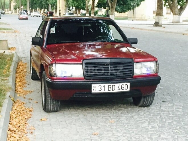 Mercedes 190 1993, 276,000 km - 1.8 l - İsmayıllı