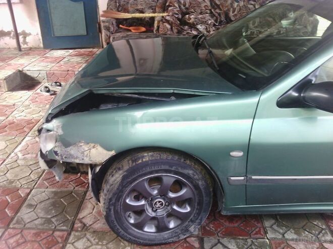 Peugeot 406 2001, 357,000 km - 0.2 l - Bakı
