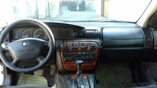 Opel Omega 1999, 327,000 km - 0.3 l - Bakı