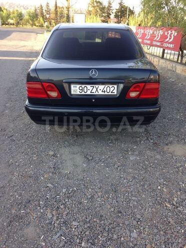 Mercedes E 230 1997, 234,567 km - 2.3 л - Bakı