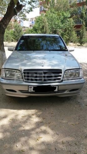 Mercedes C 240 1999, 207,000 km - 2.4 l - Sumqayıt