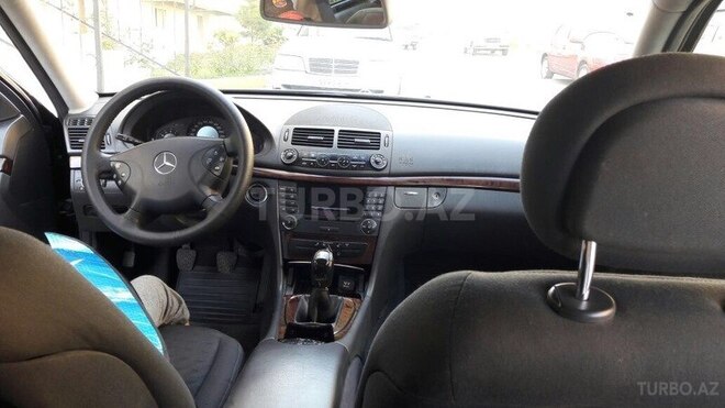 Mercedes E 240 2005, 365,000 km - 2.6 l - Bakı