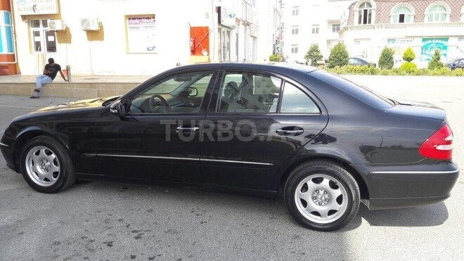 Mercedes E 240 2005, 365,000 km - 2.6 l - Bakı