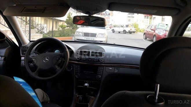 Mercedes E 240 2005, 365,000 km - 2.6 l - Bakı