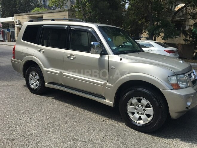 Mitsubishi Pajero 2003, 184,000 km - 3.0 l - Bakı