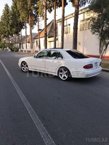 Mercedes E 320 2000, 216,700 km - 0.2 l - Göyçay