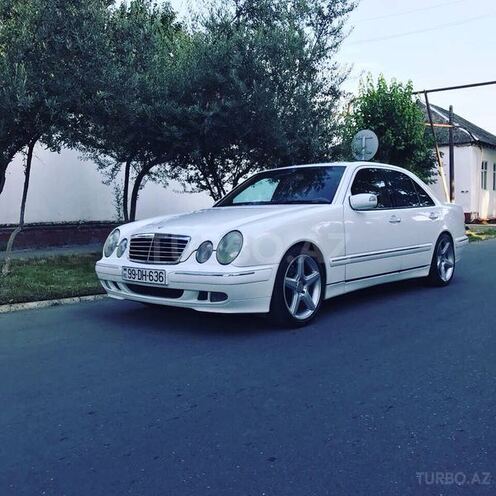 Mercedes E 320 2000, 216,700 km - 0.2 l - Göyçay