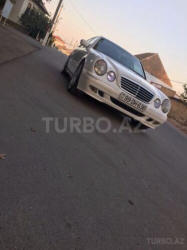 Mercedes E 320 2000, 216,700 km - 0.2 l - Göyçay