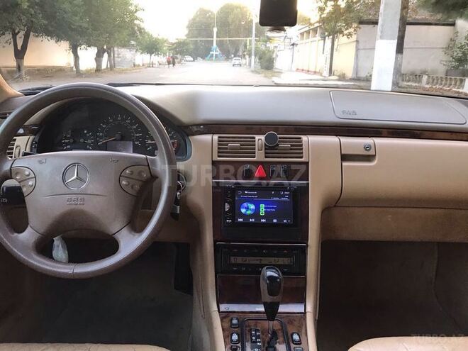 Mercedes E 320 2000, 216,700 km - 0.2 l - Göyçay