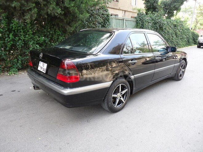 Mercedes C 230 1998, 126,767 km - 2.3 l - Bakı