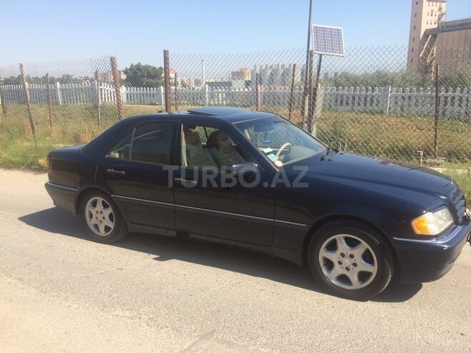 Mercedes C 230 2000, 250,000 km - 2.3 л - Bakı