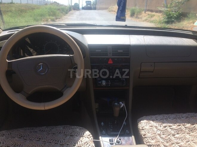 Mercedes C 230 2000, 250,000 km - 2.3 л - Bakı