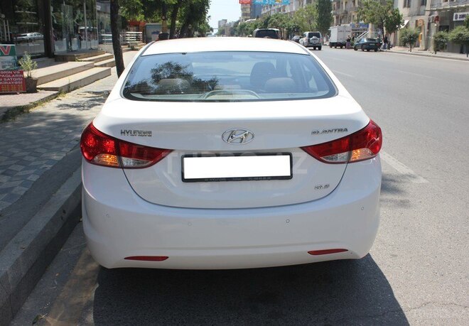 Hyundai Elantra 2011, 97,000 km - 1.8 l - Bakı