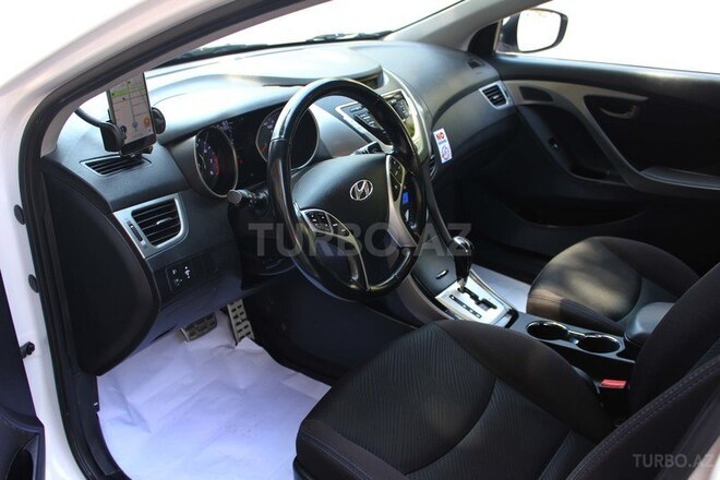 Hyundai Elantra 2011, 97,000 km - 1.8 l - Bakı