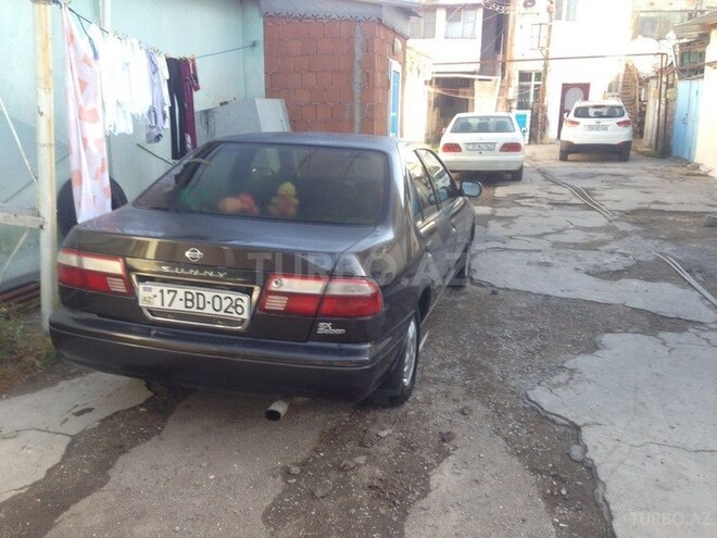 Nissan Sunny 2000, 184,000 km - 1.6 л - Bakı