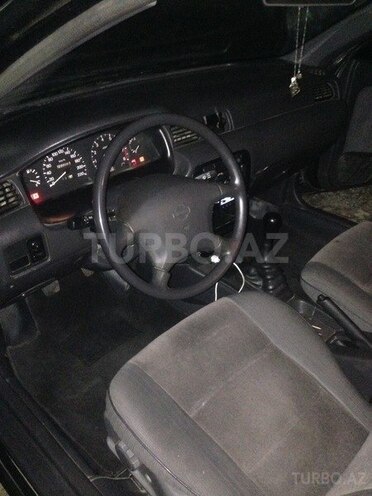 Nissan Sunny 2000, 184,000 km - 1.6 л - Bakı