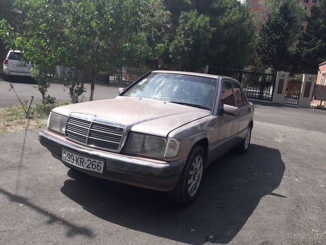 Mercedes 190 1993, 250,000 km - 2.0 l - Sumqayıt