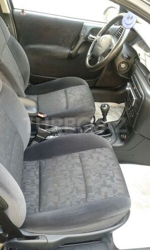 Opel Vectra 2000, 1,111,165 km - 1.8 l - Qazax