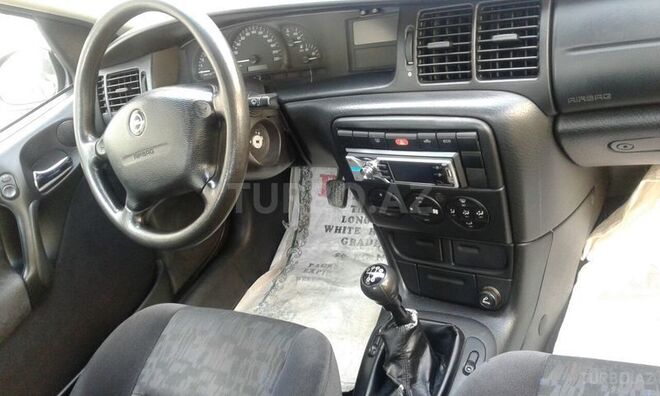 Opel Vectra 2000, 1,111,165 km - 1.8 l - Qazax