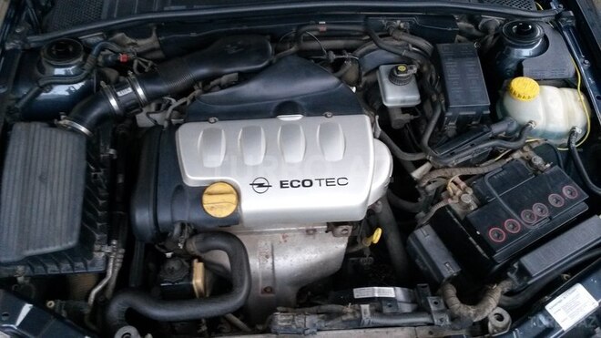 Opel Vectra 2000, 1,111,165 km - 1.8 l - Qazax